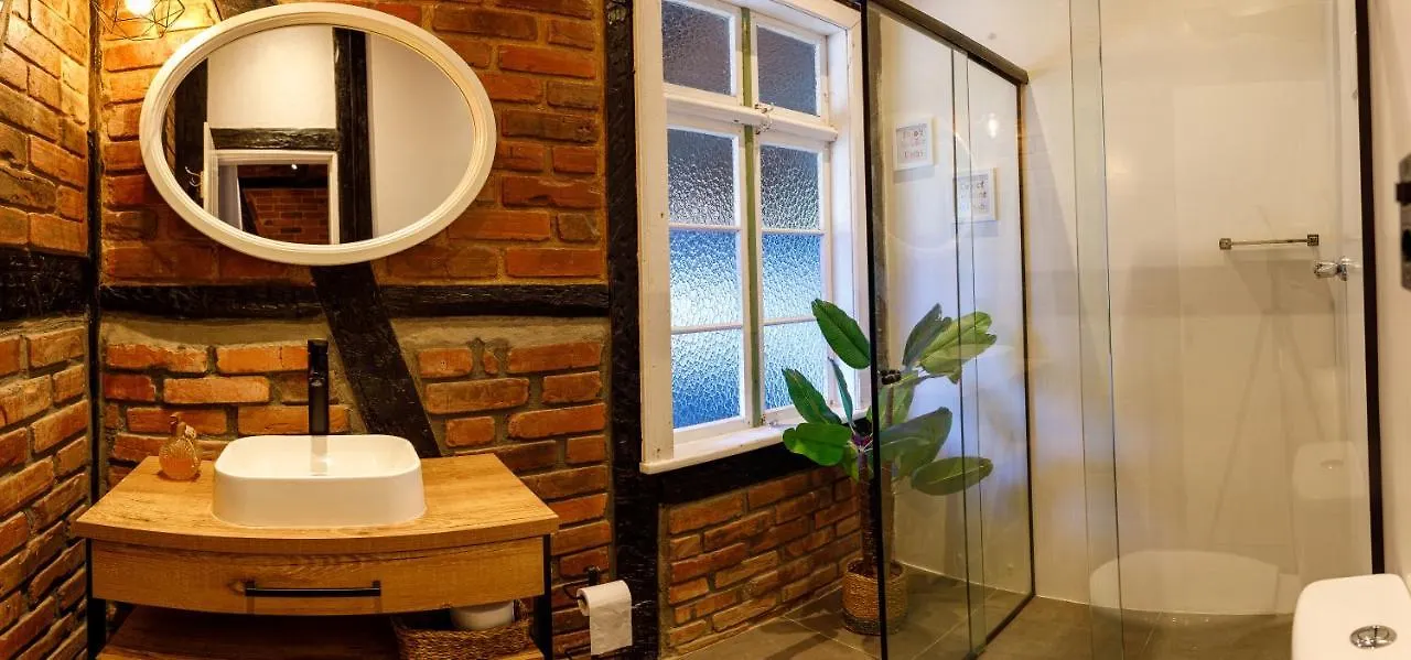 Casa Enxaimel Em 波梅罗迪 0*,  巴西